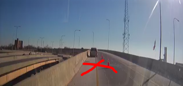 #Omaha I-480 SB to I-80 EB ramp is partially blocked. Stay to the right on the ramp. 
511.nebraska.gov/event/NECARS5-…