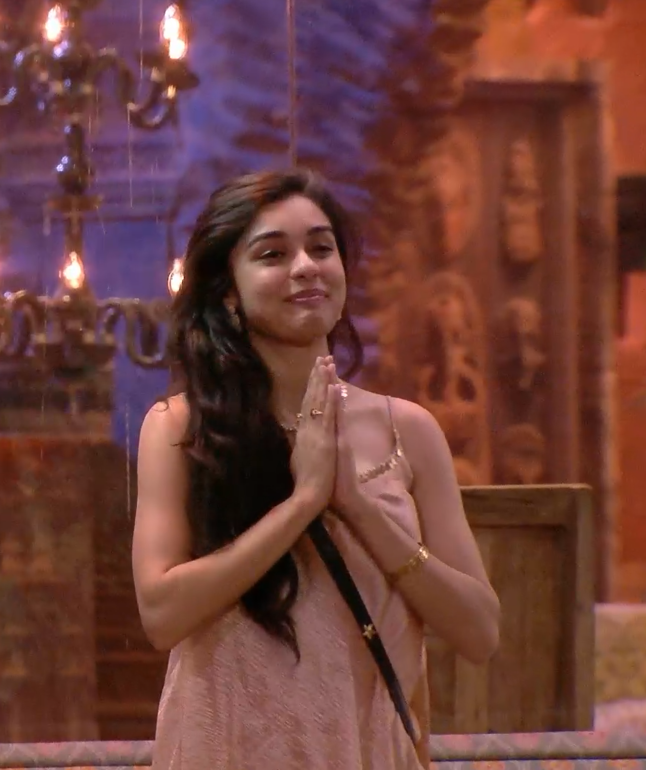 eishaanix's tweet photo. Let’s make her dream come true! ✨
Vote for Eisha and let’s bring that trophy home! 💫
EISHA FOR THE WIN 🏆🔥
#EishaSingh #BiggBoss18 #BB18 #VoteForEisha https://t.co/pj2uFUPIP9