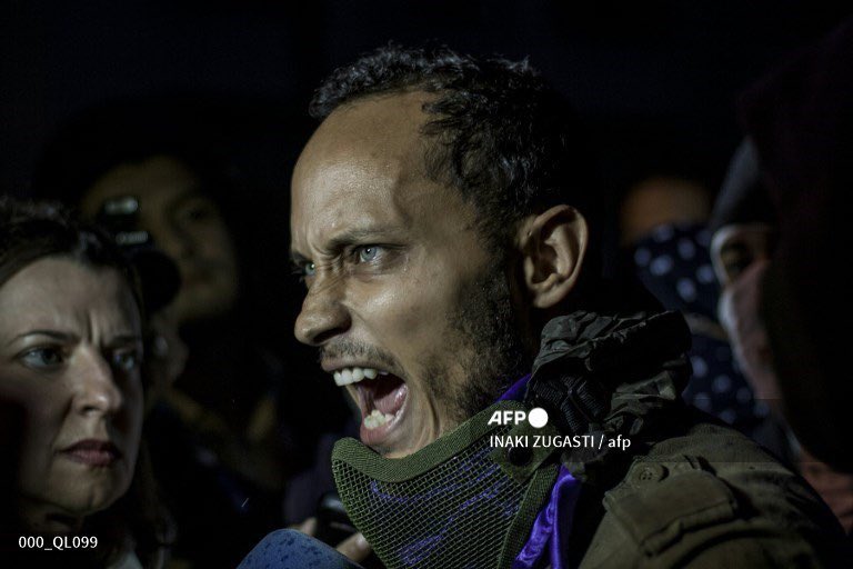 Una reconstrucción de los hechos ocurridos en El Junquito el 15 de enero de 2018 indicó que Óscar Pérez junto a sus compañeros fueron asesinados a pesar de que intentaron rendirse en medio de un caótico y desproporcionado operativo
👉🏻bit.ly/48Ahc6b
#ArmandoHistorias2018