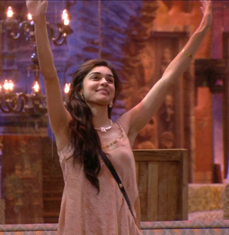 eishaanix's tweet photo. Let’s make her dream come true! ✨
Vote for Eisha and let’s bring that trophy home! 💫
EISHA FOR THE WIN 🏆🔥
#EishaSingh #BiggBoss18 #BB18 #VoteForEisha https://t.co/pj2uFUPIP9