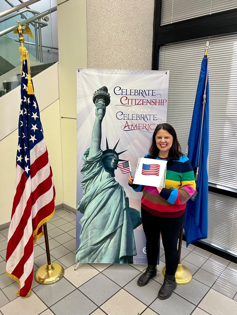 cheekyjacqui's tweet photo. TODAY I DID A THING❤️🇺🇸
Thank you, America!! https://t.co/sKe6SJX1pf