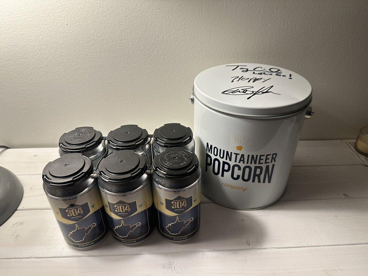 Ready to root on <a href="/WVUBasketball/">WVU Basketball</a> while enjoying some local treats brought to us by <a href="/ParkersburgBrew/">Parkersburg Brewing</a> &amp; Mountaineer Popcorn Company. 

Appreciate the sigs from the <a href="/3Guys__/">3 Guys Before the Game</a> and the special delivery from Homeless Dave.