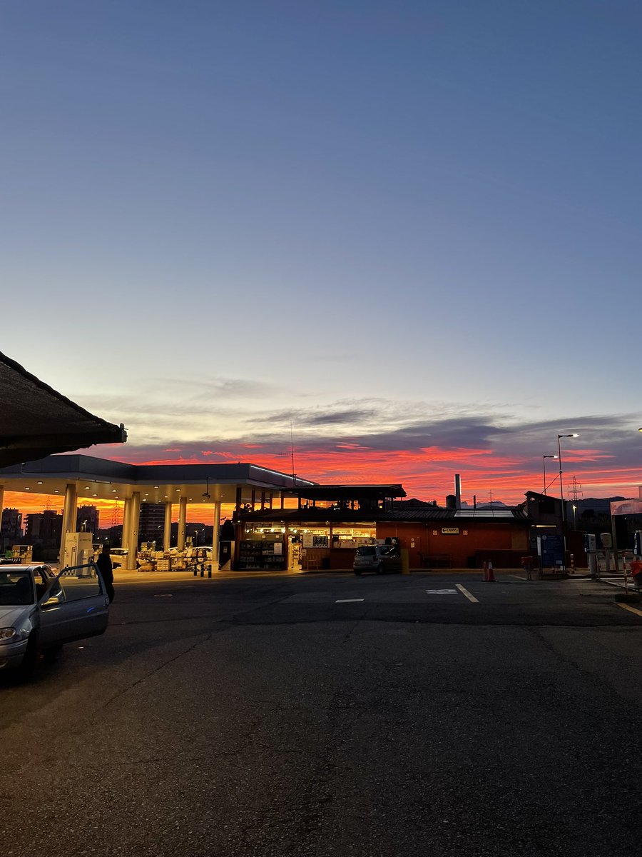 ikeer. (@vikoikoo) on Twitter photo 