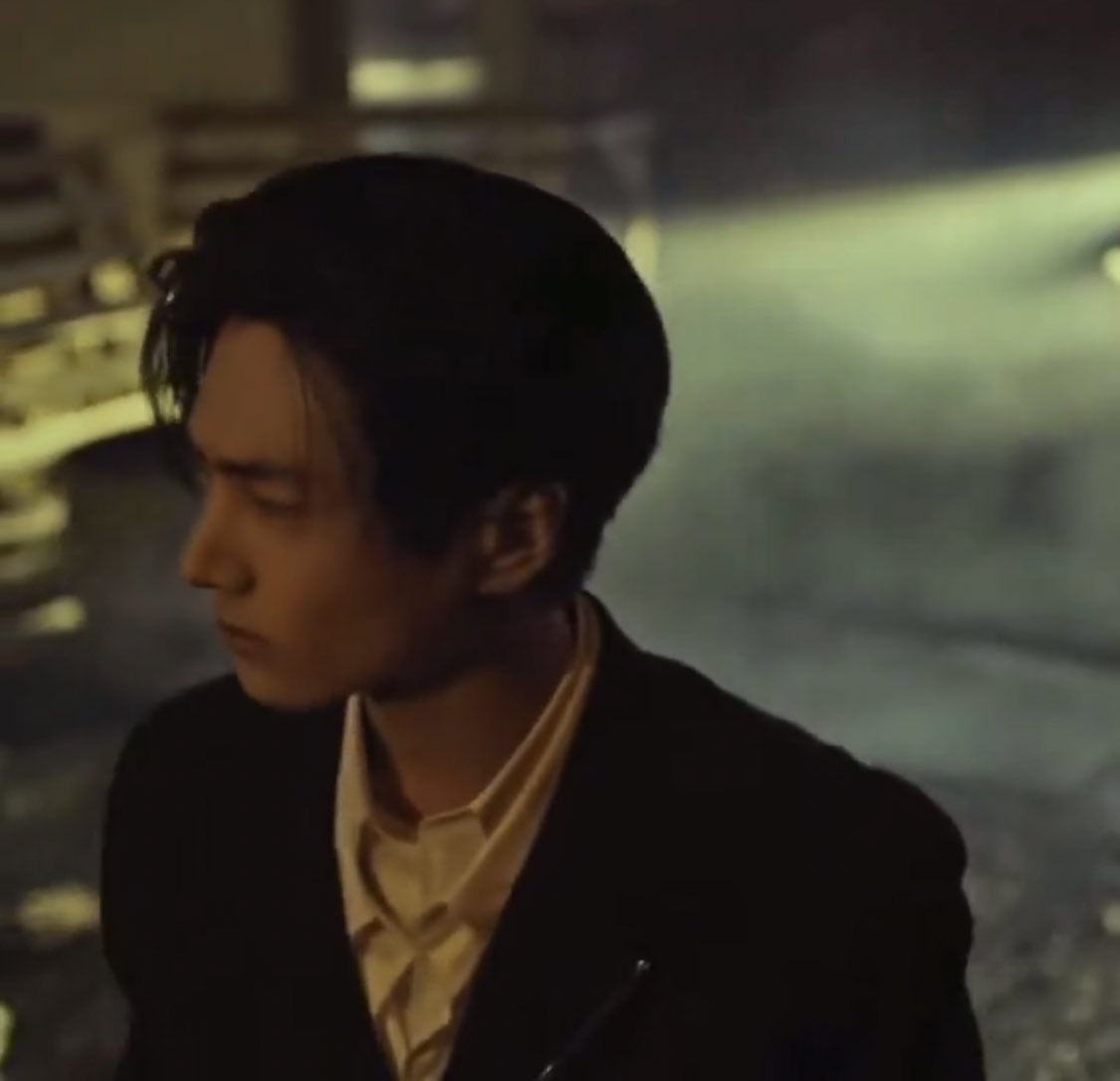 his vibes is like an actor 🫠