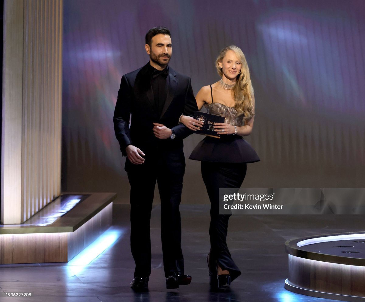 annie♣️ tweet media