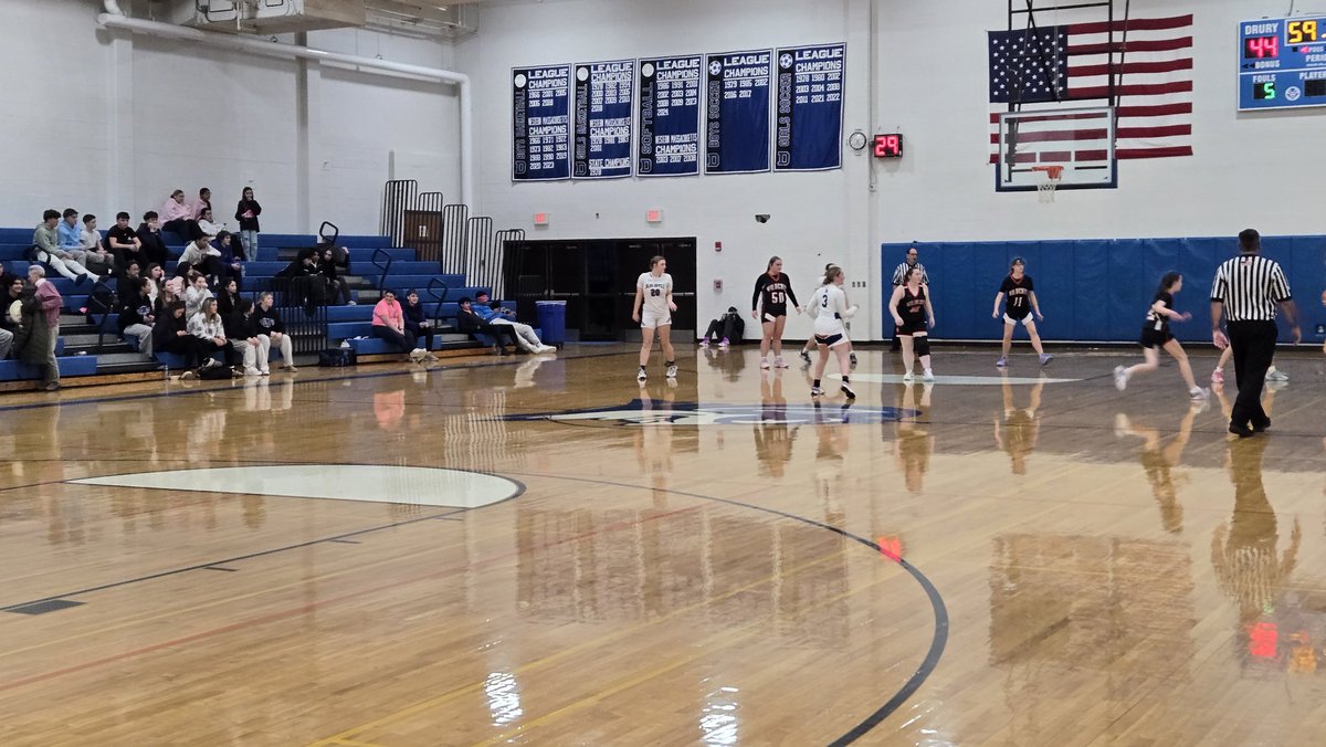 Here in North Adams for a massive game between <a href="/DrurySports/">Drury Sports</a> and Lenox.

It's a rematch of a <a href="/MIAA033/">MIAA</a> D5 Playoff game last season. Drury was down 22-7 and came back to win.

<a href="/EagleSportsZone/">Eagle Sports</a>