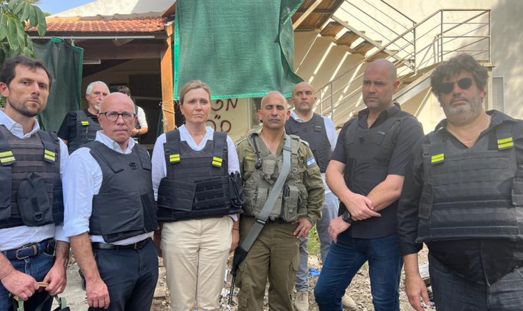 Portes_Thomas's tweet photo. Personne n’oubliera votre soutien inconditionnel aux criminels de guerre israéliens. 

La France n’a pas fait le moindre geste pour stopper le génocide. Rien. https://t.co/Svrfs6IkfZ