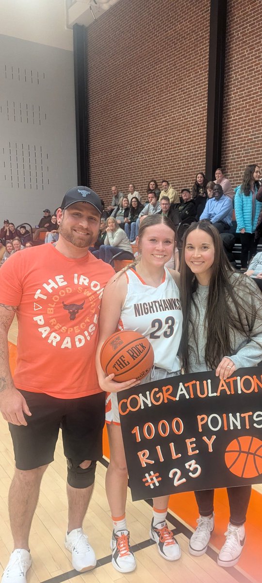 Congratulations to Riley Stigler on scoring your 1000th point!! HHS is so proud of you!! #hpsdawesome