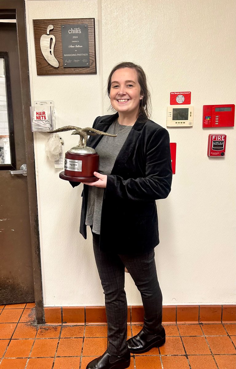 Anna Sullivan (@mamaanna94) on Twitter photo 10 years with the best company in the world. 🌶️❤️ love ya <a href="/Chilis/">Chili's Grill & Bar</a> 😘❤️🦅#chilislove 10 years with the best company in the world. 🌶️❤️ love ya <a href="/Chilis/">Chili's Grill & Bar</a> 😘❤️🦅#chilislove