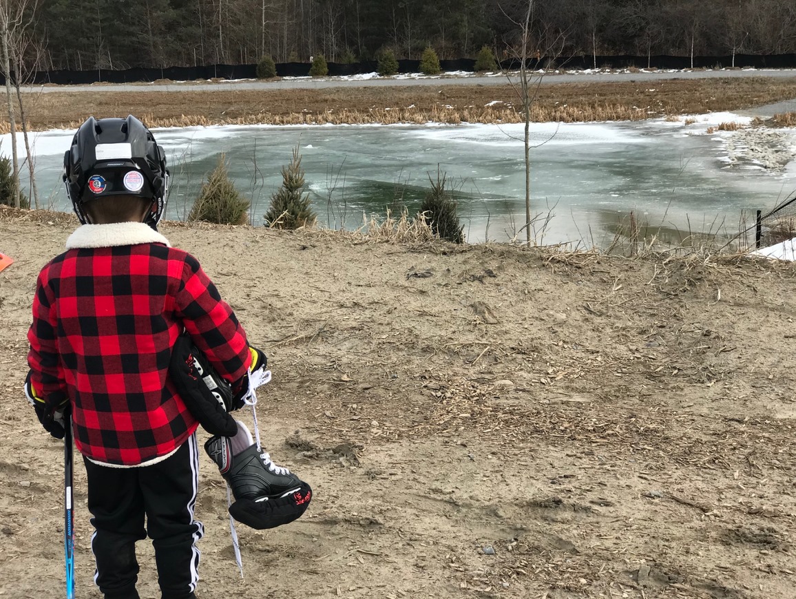 Town of Whitby, ON (@townofwhitby) on Twitter photo DYK? Stormwater ponds never fully freeze. No matter how cold it gets, there is a constant flow of water under the ice, which is often thinner than it looks.
Should you fall in, hypothermia sets in quickly. Stay safe and stay off the ice.
<a href="/WhitbyFire/">Whitby Fire & Emergency Services</a> DYK? Stormwater ponds never fully freeze. No matter how cold it gets, there is a constant flow of water under the ice, which is often thinner than it looks.
Should you fall in, hypothermia sets in quickly. Stay safe and stay off the ice.
<a href="/WhitbyFire/">Whitby Fire & Emergency Services</a>