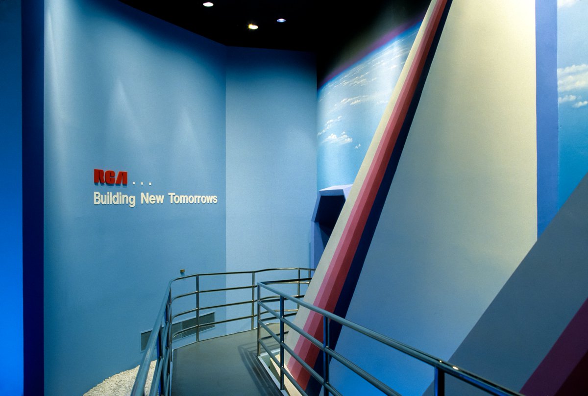 JLHomni's tweet photo. In honor of #SpaceMountain's 50th birthday, a few rare views of the queue during its first renewal in 1984. https://t.co/aNVKMTMjJC