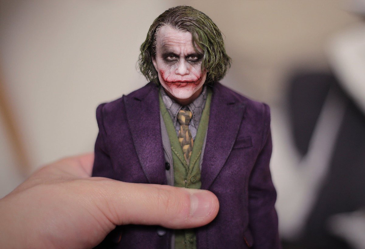 JND 1/6ジョーカー まさかの作り直し？？ 質感はダントツだけど、造型 
