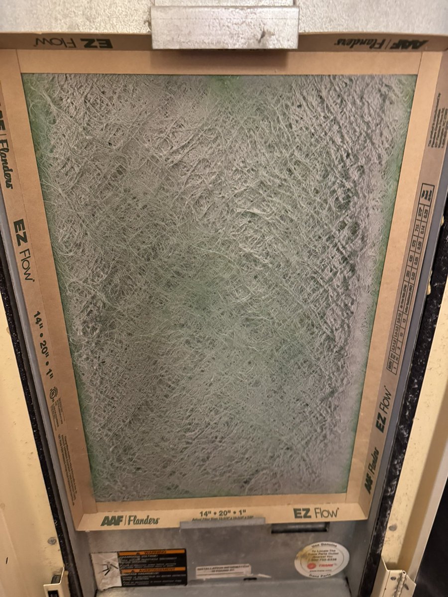 leesutton's tweet image. Residence Inn by @Marriott Time Square. I assume the previous guest had a love for pomegranate. And, a reminder that room AC vents need to be changed more frequently that 32 years(?).