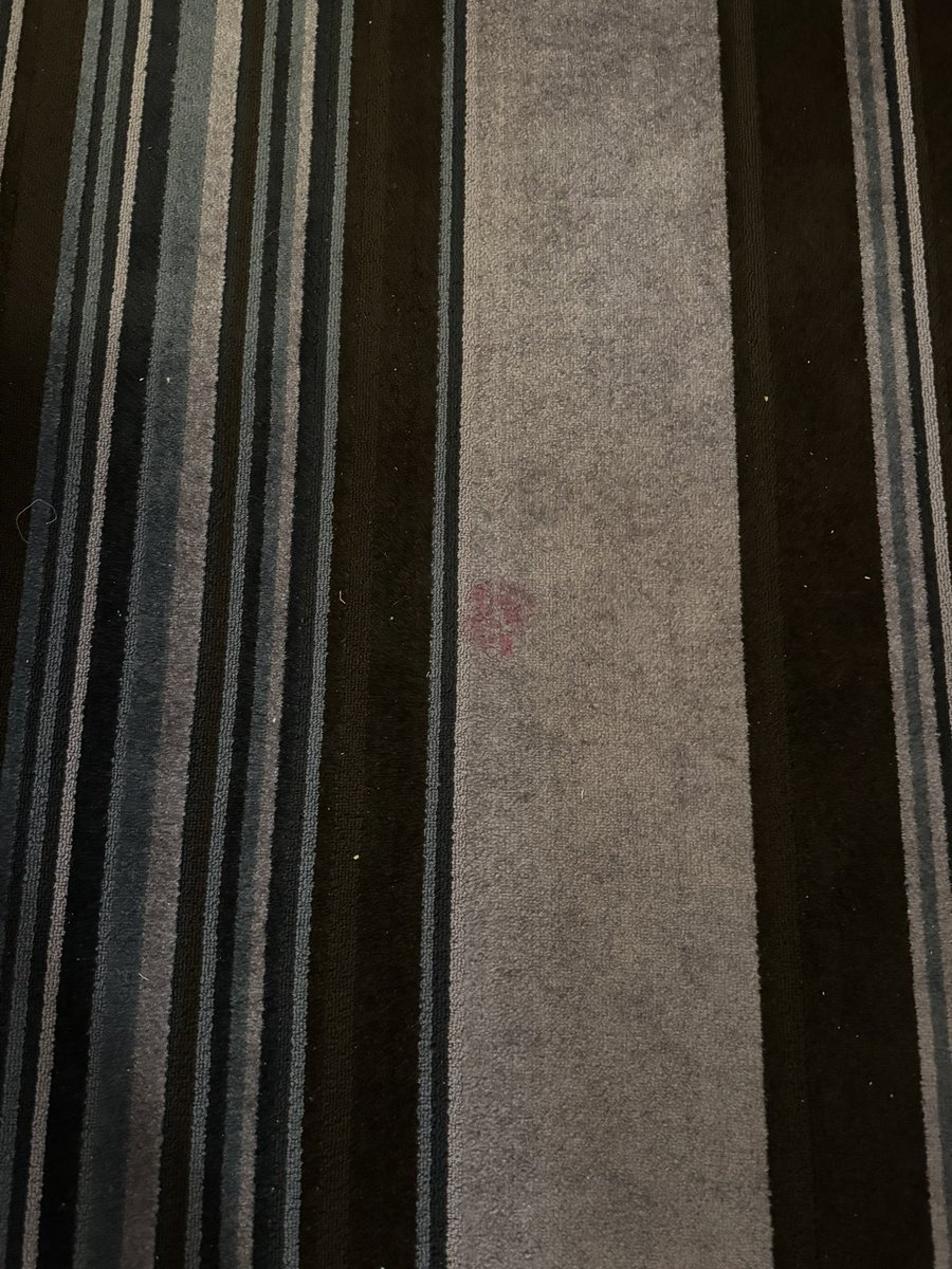 leesutton's tweet image. Residence Inn by @Marriott Time Square. I assume the previous guest had a love for pomegranate. And, a reminder that room AC vents need to be changed more frequently that 32 years(?).