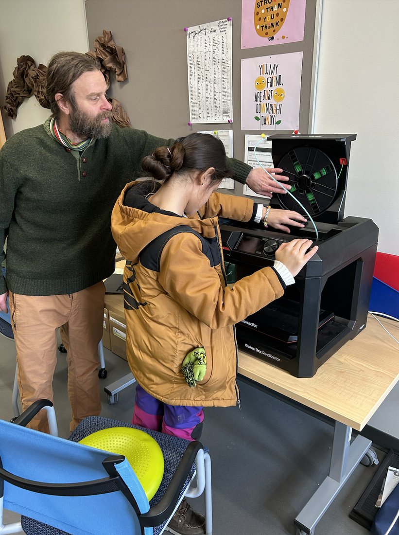 Kelcey Knott, our SPPS braillest, took some time to visit with one of our talented visually impaired (VI) students Doob at American Indian Magnet School. They explored the parts of the 3D printer together, then decided to make a Tweety Bird to test their skills! 
#spps #education