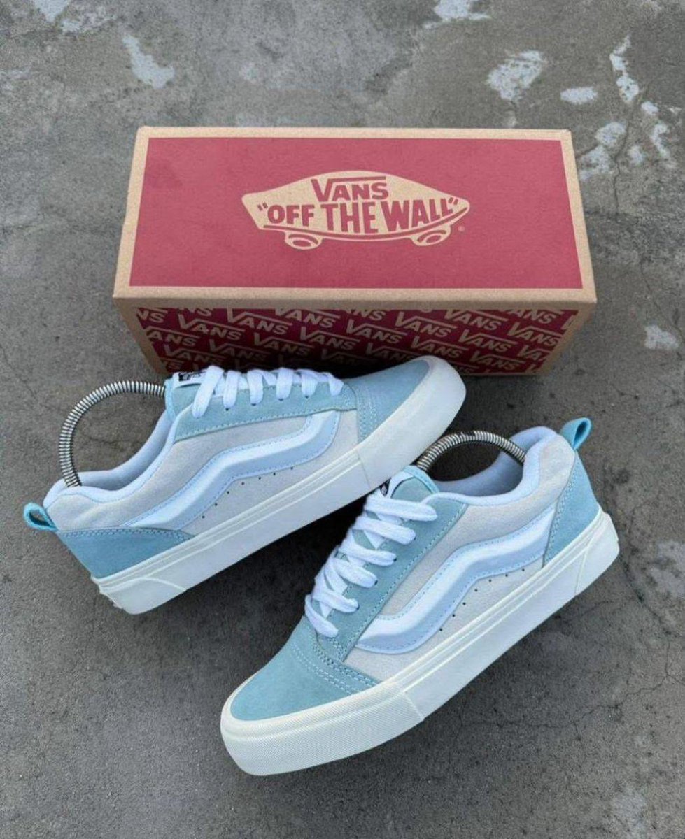 GalassShoes's tweet photo. 🛍️Vans knu✨🔥
Size: 37 à 45✅

Whatsapp 781028779📌ou DM pour toute commande🙏🏽 Livraison possible partout📦
#rt🫶🏽 https://t.co/MeBZIT2RtN