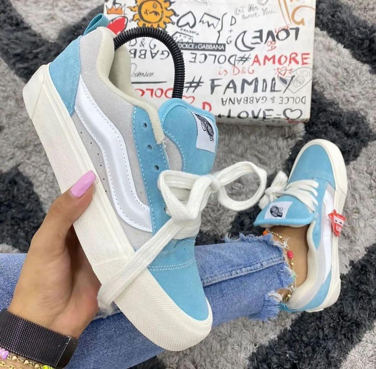 GalassShoes's tweet photo. 🛍️Vans knu✨🔥
Size: 37 à 45✅

Whatsapp 781028779📌ou DM pour toute commande🙏🏽 Livraison possible partout📦
#rt🫶🏽 https://t.co/MeBZIT2RtN