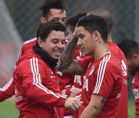 turcocarp's tweet photo. Mientras otros equipos le ruegan sentido de pertenencia a sus figuras del pasado o a algún campeón del mundo que dice ser hincha, por acá estamos celebrando el verdadero sentido de pertenencia por los colores. El que quiere, vuelve. https://t.co/EX1Q6Y5He9