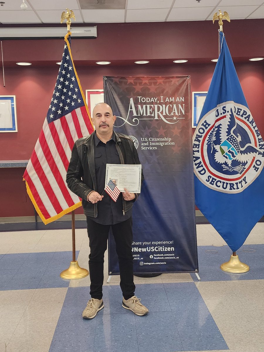 Amerikan vatandasligim kosmos a hayirli olsun