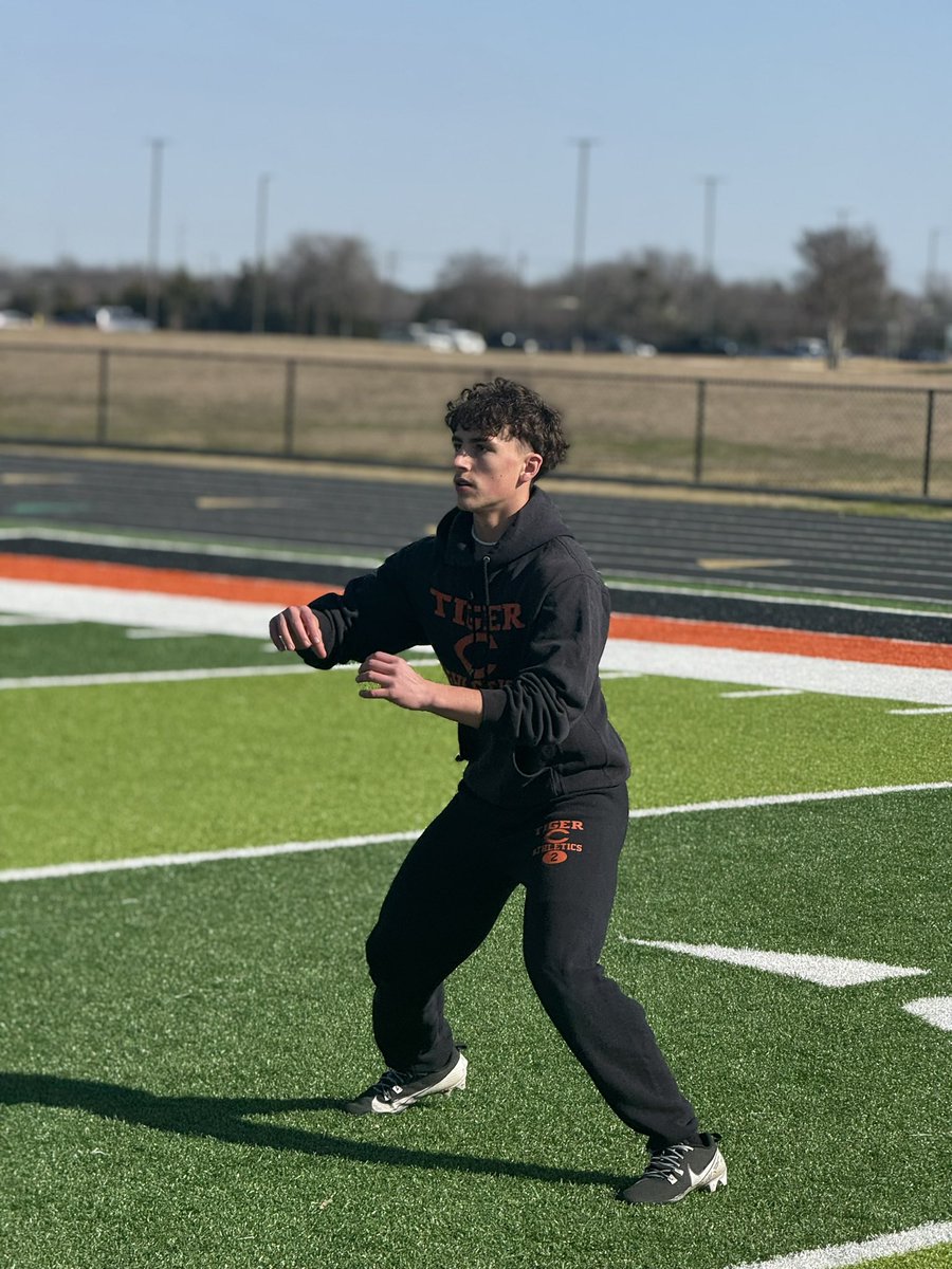 CommerceFB's tweet photo. Sure was nice getting back after it today! #LWTWT https://t.co/2GM6qJ7MhK