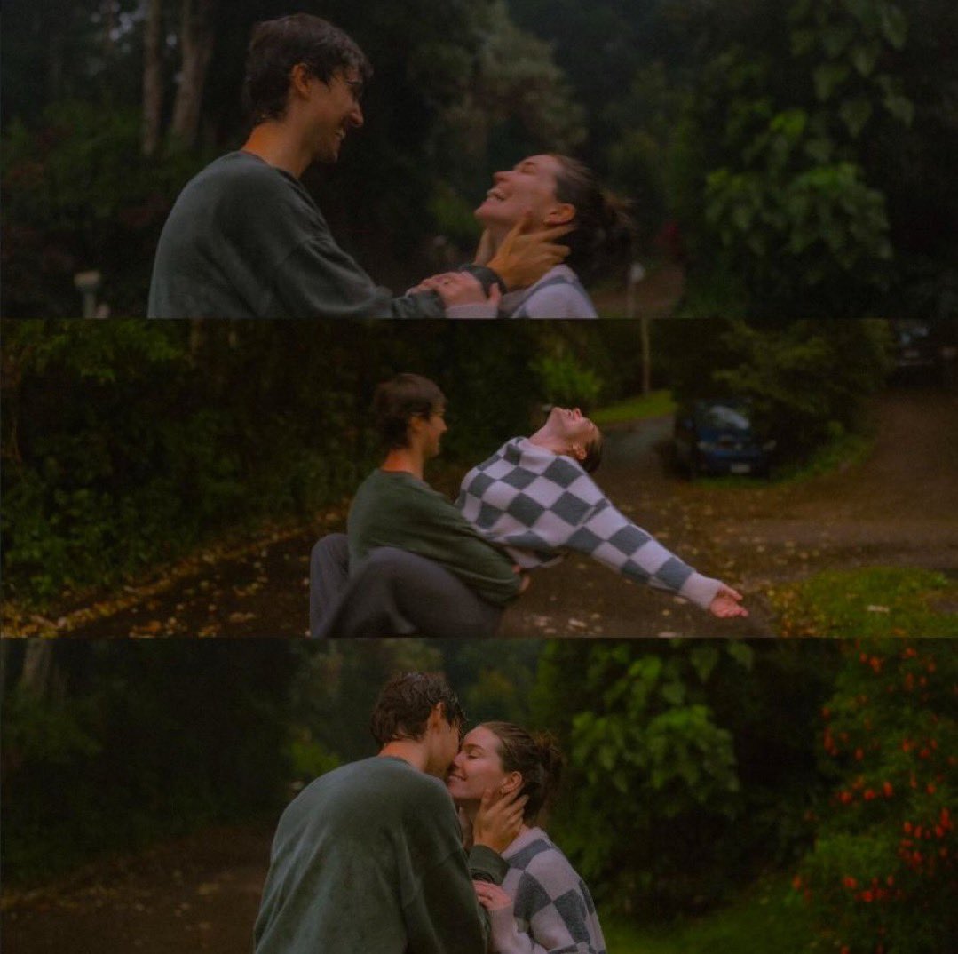 kalp seni istiyor
akıl seni istiyor
ruh seni istiyor