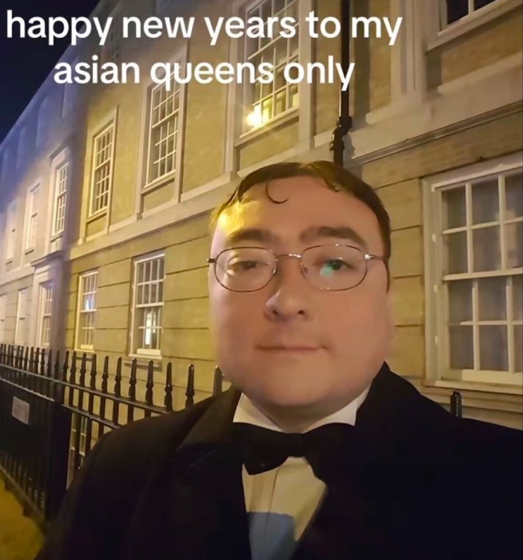 me watching #SquidGame2 on lunar new year in 2 weeks