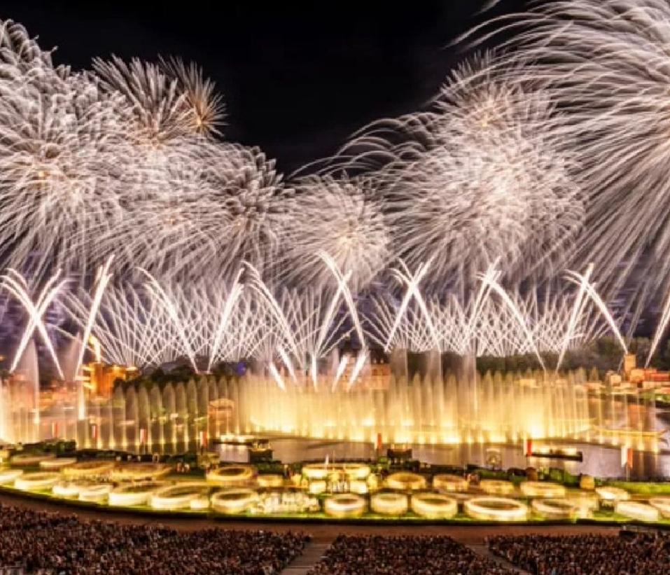 Oxitan30's tweet photo. Le puy du Fou 🇨🇵 a reçu le titre de meilleur spectacle du monde..
Il n'est pas éligible au pass culture.
La crème de la crème de la culture française exclue du pass culture..
@datirachida une explication ?! 
#BFMTV #cnews #Hdpros2 #TPMP https://t.co/9HnZF1AVF1