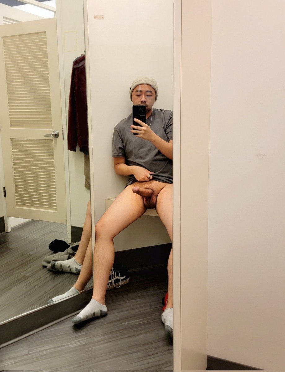 Meet me in the fitting rooms? 😏