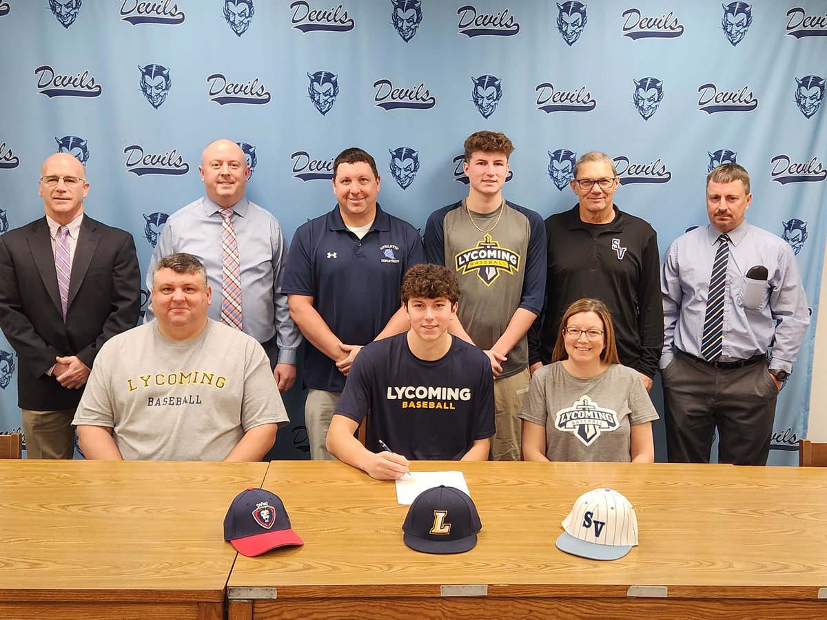 Congratulations to Brayden Maksimik on his commitment to Lycoming College to play baseball and continue his academic career!! Brayden is pictured with his parents Trisha and Randy Maksimik, his brother Kaleb, his Uncle Jeff Maksimik, and current high school coach Frank McCole.
