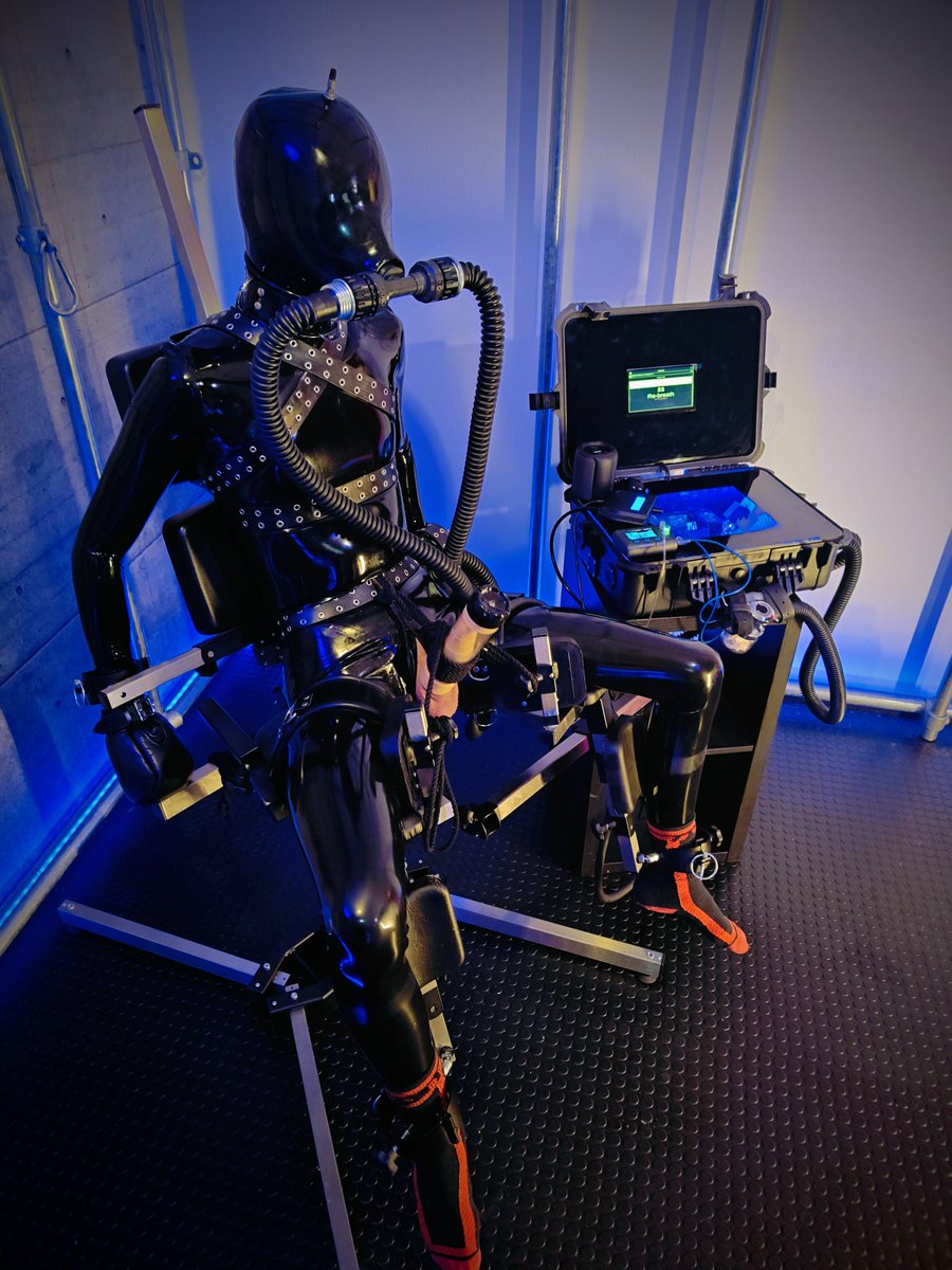 Building up frustration with <a href="/Yako_rubber/">Yako</a> .... Bondage, breathcontrol, poppers, Milking machine with Edge o Matic.... Denail after denail 😈😈