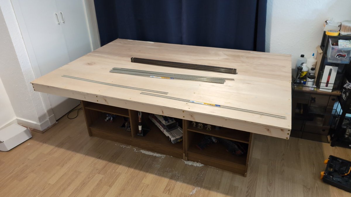 GhostTV/NodrogRailways (@blackpoolsimon) on Twitter photo Great progress on the baseboard this evening. Just waiting on a sleeper spacer from railway laser lines and some cork then track laying can begin 🥳. <a href="/nodrogvlogs/">Nodrog</a> <a href="/Guard_Amos/">Guard_Amos</a> <a href="/railcamlive/">Railcam UK</a> Great progress on the baseboard this evening. Just waiting on a sleeper spacer from railway laser lines and some cork then track laying can begin 🥳. <a href="/nodrogvlogs/">Nodrog</a> <a href="/Guard_Amos/">Guard_Amos</a> <a href="/railcamlive/">Railcam UK</a>