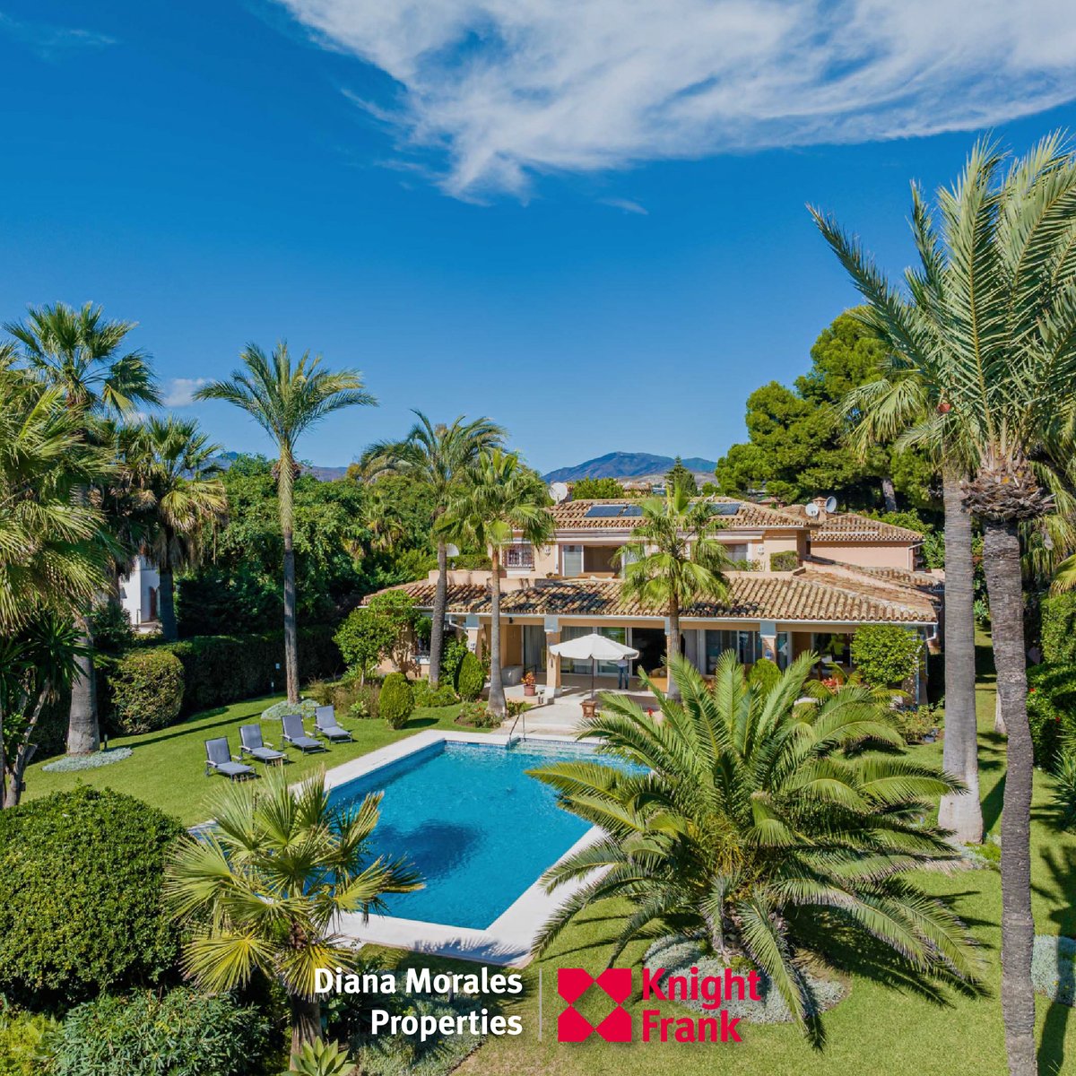 Beachfront luxury awaits!
🏝 6 en-suite bedrooms, private pool, lush gardens, and direct beach access.
📍 Just minutes from Marbella &amp; Puerto Banús.
🔗 acortar.link/w4Q0jV

#LuxuryVilla #BeachfrontLiving #MarbellaRealEstate #DMProperties