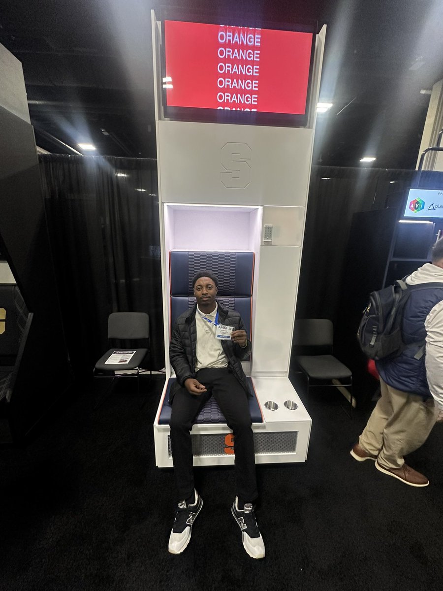 C. Rayner tweet media