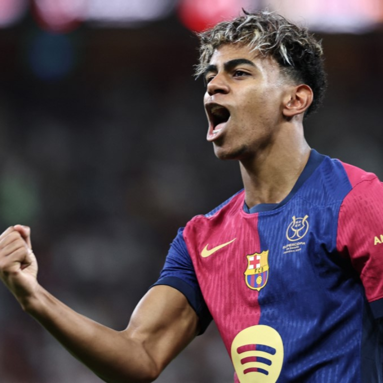 El mejor jugador joven del mundo.

En la conversación del mejor futbolista del mundo. 

A sus 17 años de edad.

Así de especial es Lamine Yamal.

LO NUNCA ANTES VISTO EN LA HISTORIA DEL JUEGO.