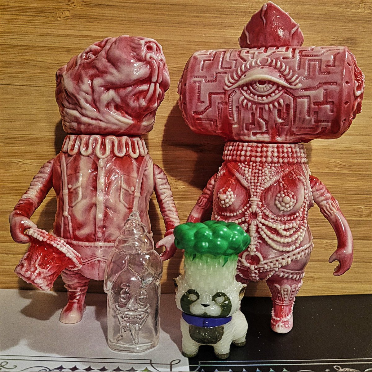 thetoychef's tweet photo. Absolutely beautiful mailcall from @moucoyama 
#moucoyama #sofubi #softvinyl #sofubitoys #surrealism #sofvi #kaiju #marbledmeat https://t.co/xmG95lk3mq