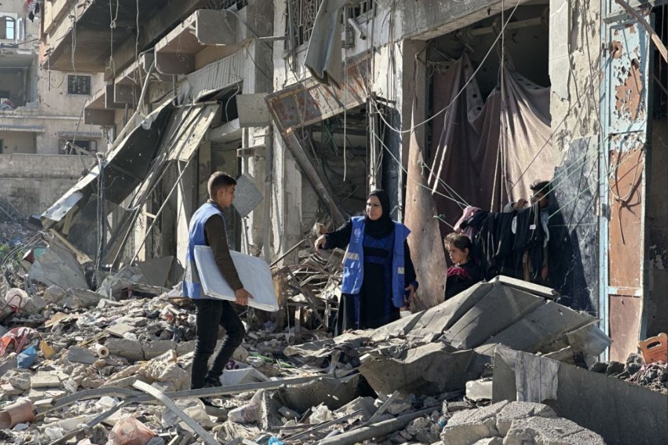 IOM_Arabic's tweet photo. ‼️ترحب المنظمة الدولية للهجرة بإعلان وقف إطلاق النار في #غزة وتحث جميع الأطراف على إعطاء الأولوية لسلامة ورفاهية المدنيين، ووضع حد للعنف والمعاناة.

📃بيان المنظمة الدولية للهجرة: https://t.co/Bn6q8UvSwQ https://t.co/5m8VGylsVJ