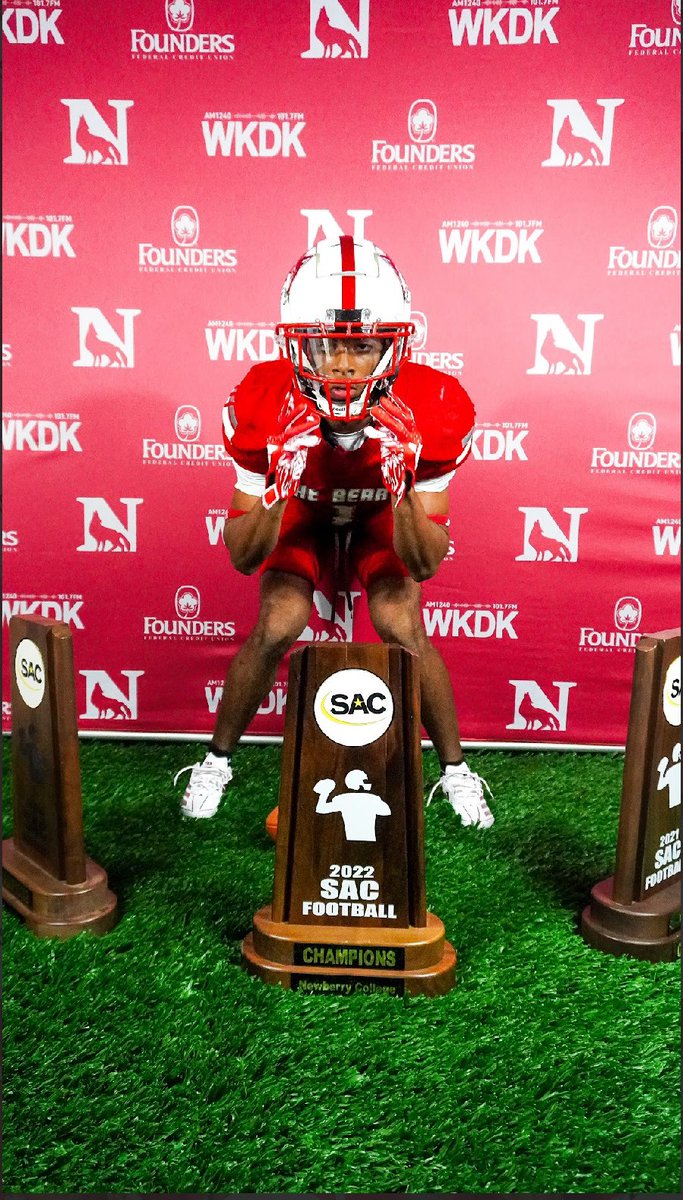 Ajames0119's tweet photo. #Home🐺🏠 @CoachFlynn_NCFB @CoachKnightNC @Newberry_FB @theodavis95 @1x4COACH_P @Coach_Hop1 @FCHSfootball21 @CoachTBoyd https://t.co/5Qxm0QEGBN