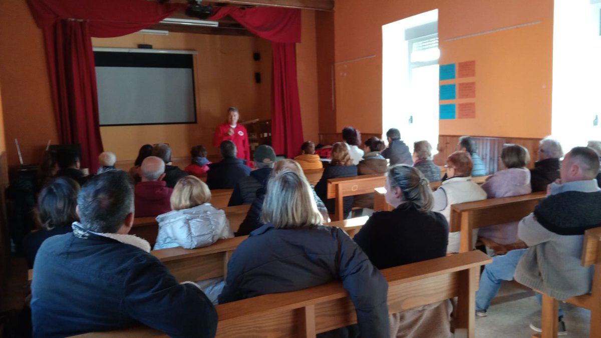 Seguimos con los cursos de primeros auxilios en la comarca de Ciudad Rodrigo.
Hoy en #AldeadelObispo
De nuevo, con mucha participación tanto de las personas del pueblo como de los pueblos limítrofes, así como del país vecino.
.
.
.
#DiputacióndeSalamanca
#adecocir
#CruzRoja