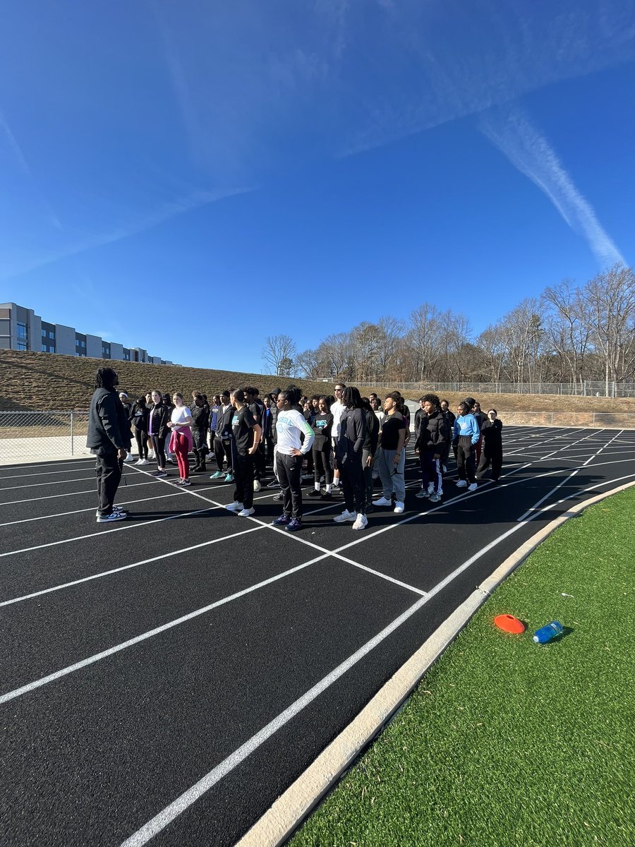 SeckingerTF's tweet photo. Great day at conditioning today! Over 55 sprinters.
@SKG_Athletics
@Coach_Will_i_am https://t.co/E4WTaiJ1ZY