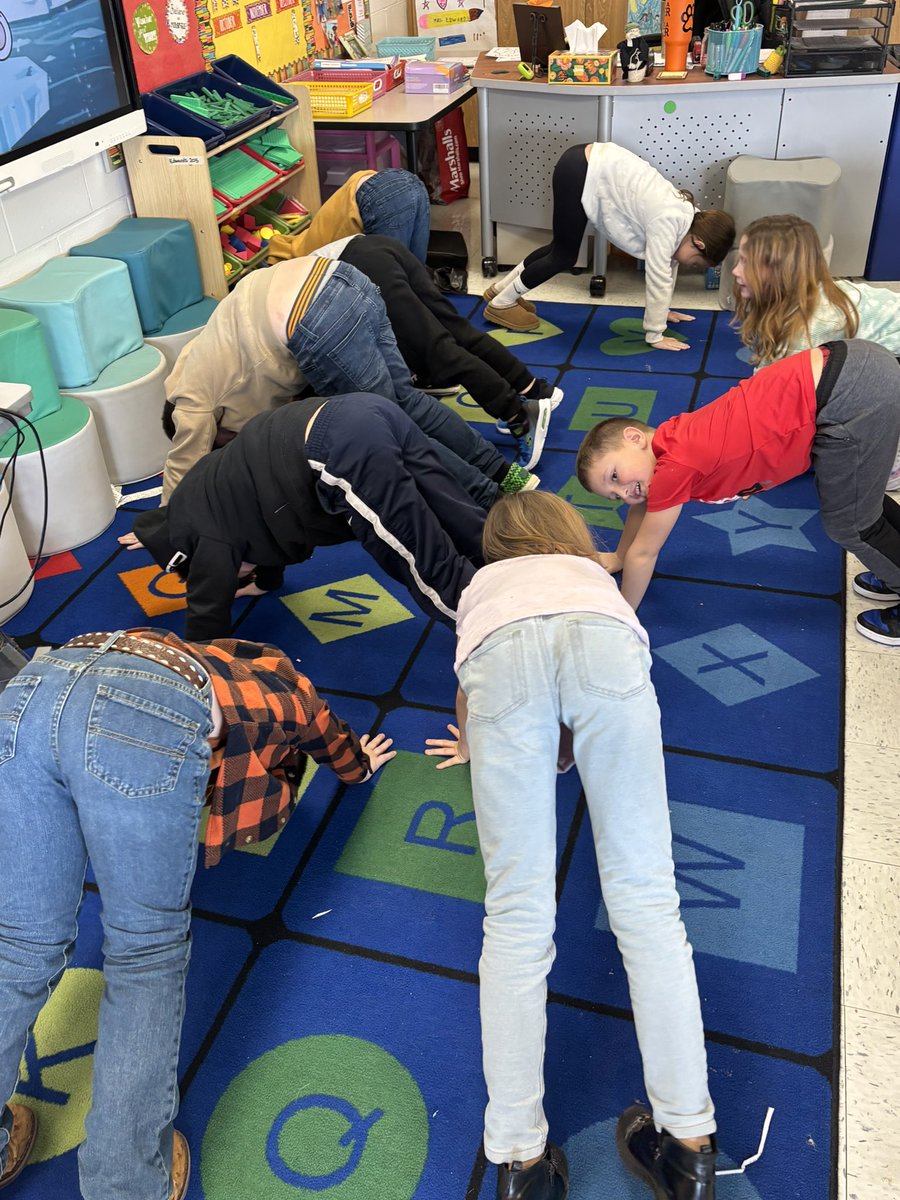 Mrs. Edwards tweet media