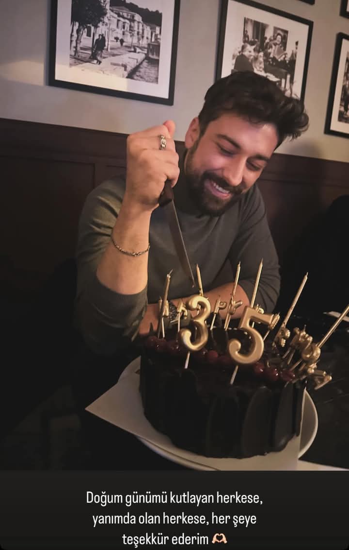 Felices 35 añitos, cariño. Que sea una maravillosa vuelta al Sol ☀. Fotito recién subida en IG ♥️🥰😍😘 <a href="/AlpNavruz/">Alp Navruz</a>
#AlpNavruz