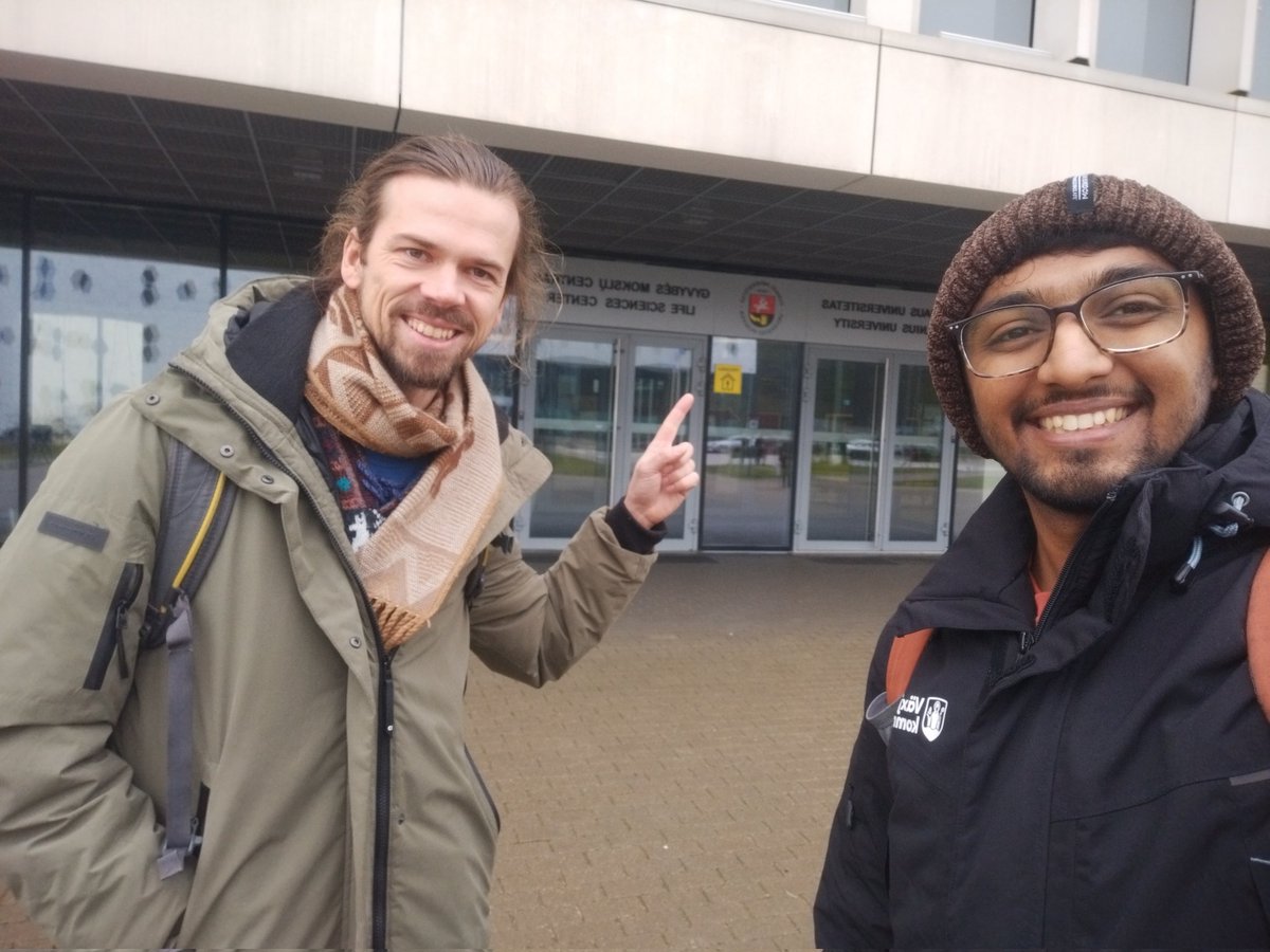 Shubham Soni (@shubhampsoni) on Twitter photo Tweet long overdue: FINALLY, I started as the first PhD student at <a href="/frog_tracker/">Andrius Pašukonis</a> 's lab at <a href="/VU_LT/">Vilnius University</a>, jointly with <a href="/biobiiana/">Bibiana Rojas</a> at <a href="/VetmeduniVienna/">Vetmeduni</a> !!
Exciting frogs and science coming up from the Amazons!!🥳🥳
#PhD #Amazon #AcademicTwitter #AcademicChatter Tweet long overdue: FINALLY, I started as the first PhD student at <a href="/frog_tracker/">Andrius Pašukonis</a> 's lab at <a href="/VU_LT/">Vilnius University</a>, jointly with <a href="/biobiiana/">Bibiana Rojas</a> at <a href="/VetmeduniVienna/">Vetmeduni</a> !!
Exciting frogs and science coming up from the Amazons!!🥳🥳
#PhD #Amazon #AcademicTwitter #AcademicChatter