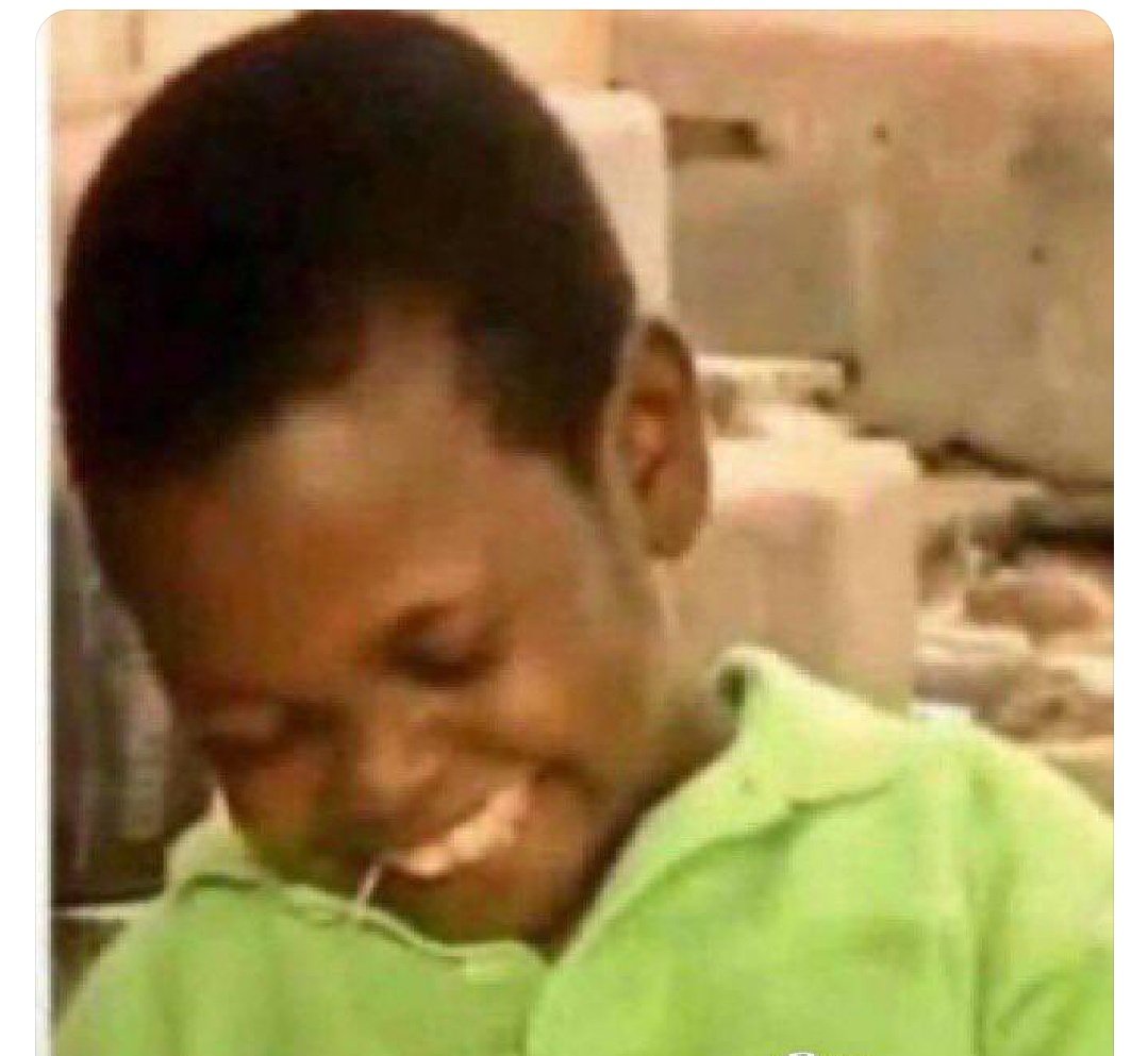 AbbaCalyps's tweet photo. @TheDamiForeign Your life don spoil https://t.co/3Df6Ey7R4b