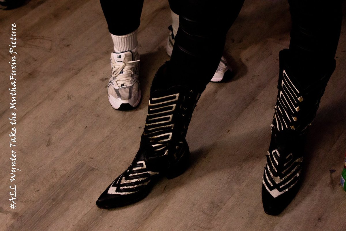 eliza_versa96's tweet image. They are ready for war love  😈😂😂😂😂