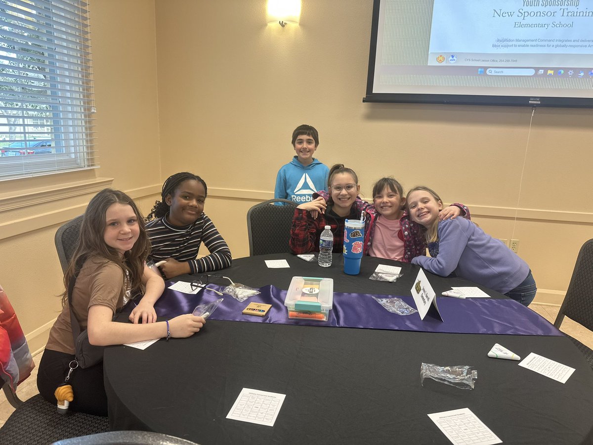 JLBurrellES's tweet photo. Our students attended the Military Youth Ambassador Training this morning. They have so many ideas on how to welcome new students to our school and @BeltonISD #communitymatters https://t.co/7E41ofdNua