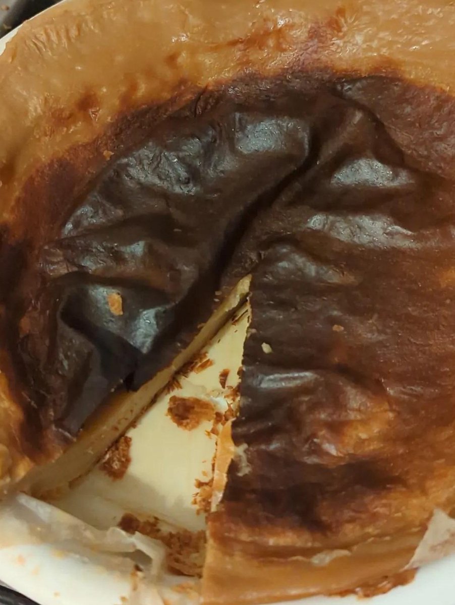 J'ai fais un flan anti Gaspi au earl grey (fin de tofu, fin de lait de soja, et chutes de pâte feuilletée maison des Belles âmes)