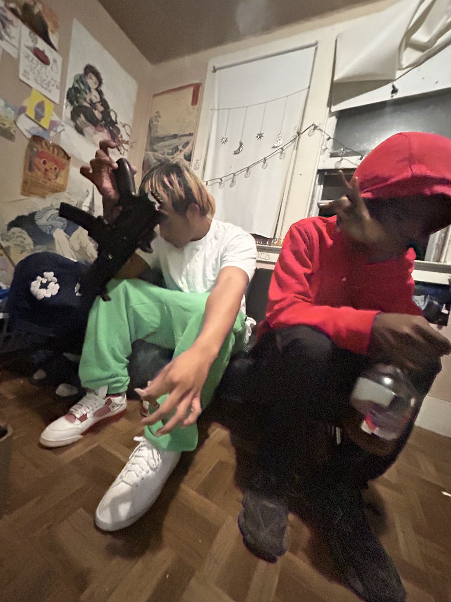 kwHt9's tweet photo. https://t.co/pRCNWviMlP