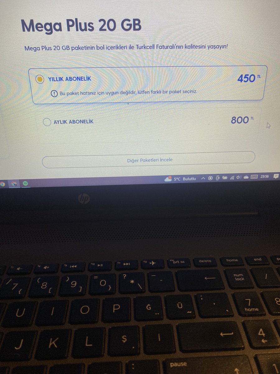 LaleTRAVAC's tweet photo. Herkese sunulan Mega Plus 20 Gb paketi neden benim hattım için uygun değil @Turkcell @TurkcellHizmet 
Temsilcinizin verdiği cevap kullanımlarınıza bağlı olarak teklifler sunuluyor diyor. E ben zaten Maxi Plus 20 Gb kullanıyorum. Hiç bir mantığı yok açıklamanızın. https://t.co/VQD8IngpWF