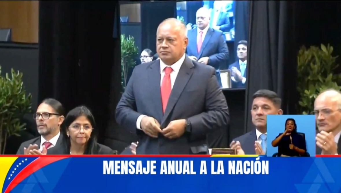 #AHORA || Vpdte. Sectorial @DCabelloR participa en el Mensaje Anual a la Nación del Pdte. de la República <a href="/NicolasMaduro/">Nicolás Maduro</a> desde el Teatro Teresa Carreño en Caracas.