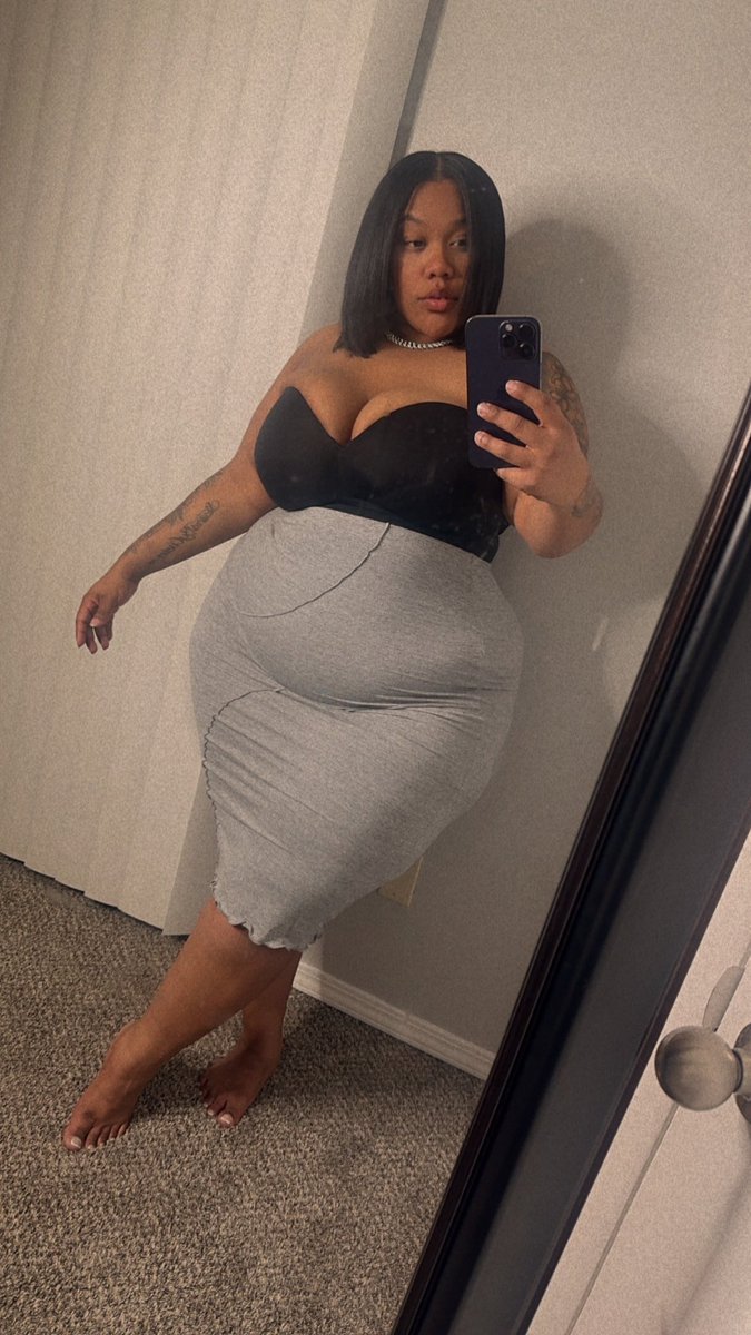 queenjudy23's tweet photo. “I am, I can, I will, I do” 

It’s Giving GROWTH 🥰📈

#model #fashion #BRI #plussizeedition https://t.co/pMOpUqiHCN